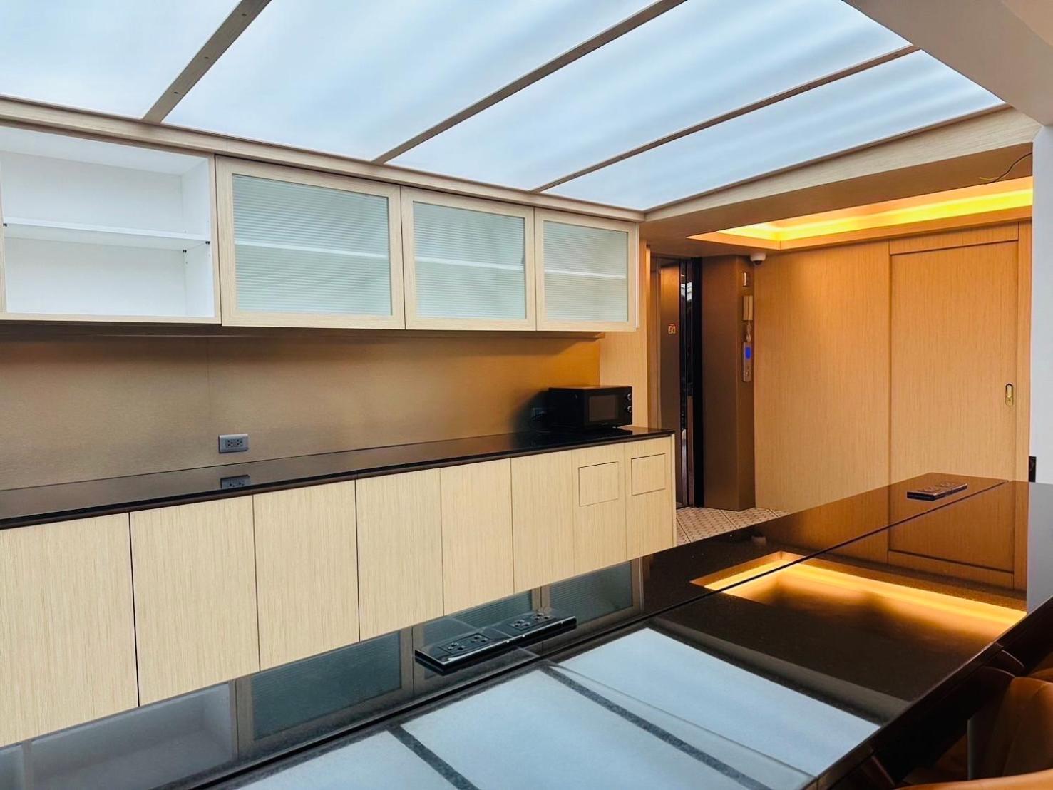 14 Sathorn Hotel No-Parking Банкок Екстериор снимка